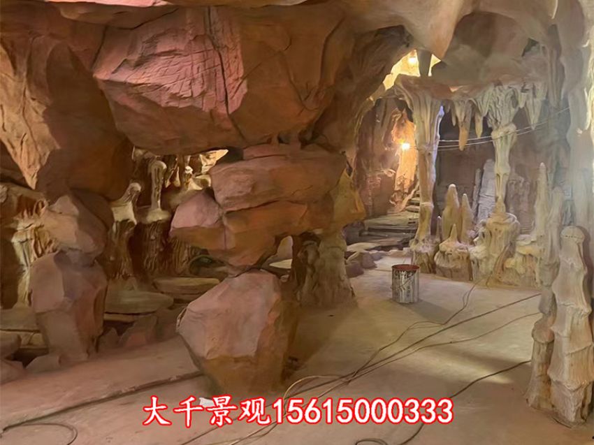 點(diǎn)擊查看詳細(xì)信息<br>標(biāo)題：溶洞民宿 閱讀次數(shù)：823