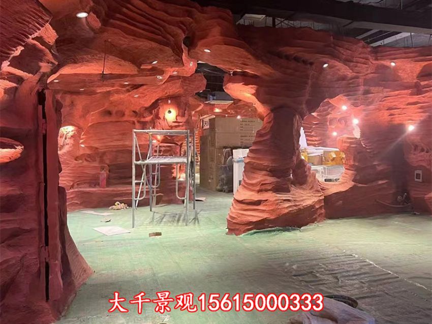點(diǎn)擊查看詳細(xì)信息<br>標(biāo)題：溶洞民宿 閱讀次數(shù)：796